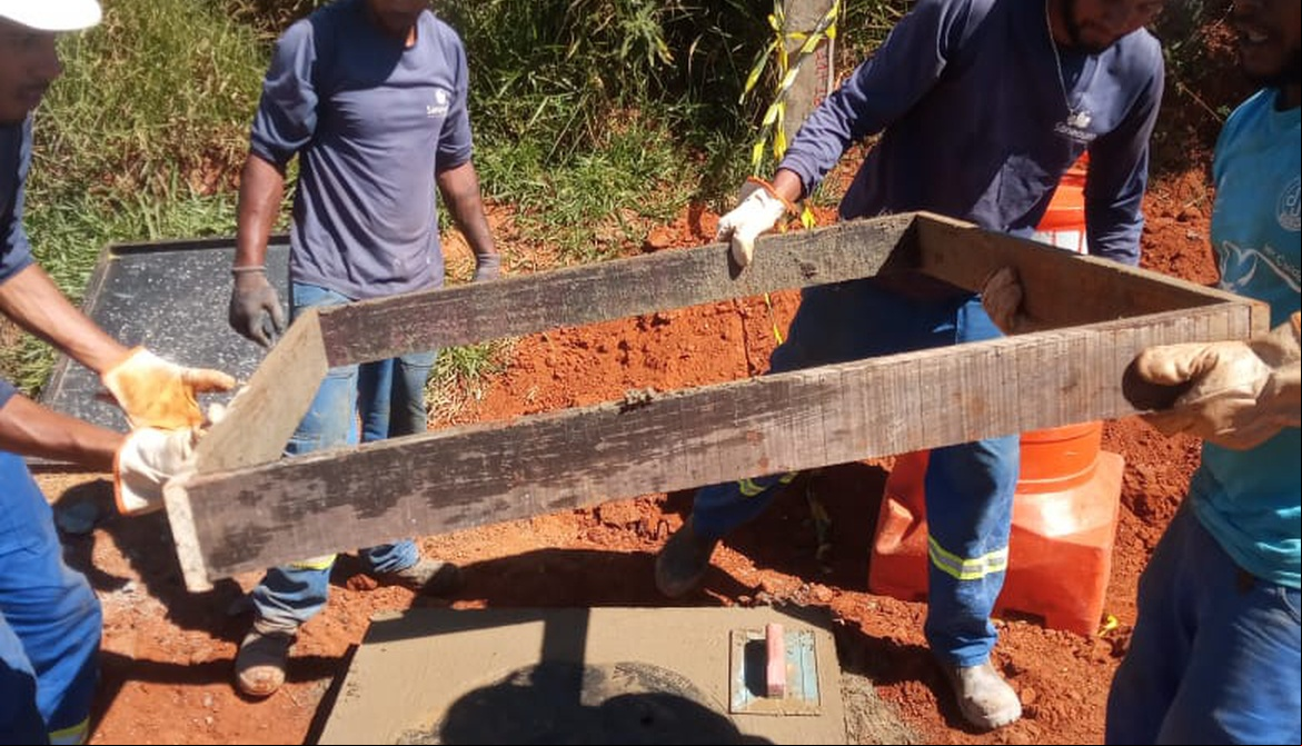 SANEOURO IMPLANTOU 1.673 METROS DE REDES DE ESGOTO NO PRIMEIRO SEMESTRE
